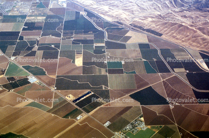Canal, Aqueduct, Central California, patchwork, checkerboard patterns, farmfields