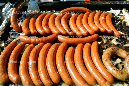 hot dog, wiener, sausage, meat, tube steak, BBQ, grill, Barbecue, Chicken BBQ, tubesteak, hotdog