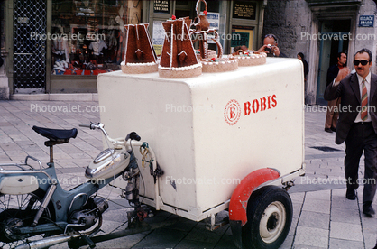 Bobis Ice Cream Scooter, Tri-Wheeler, Three Wheeler, Three-wheeler, 3-Wheeler, 1950s
