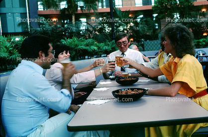 Women, Men, Drink, Beer, Hotel Restaurant, 31 July 1985