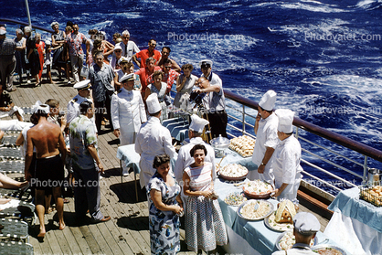 Outdoor Buffet, Chef, at sea, ocean, 1950s