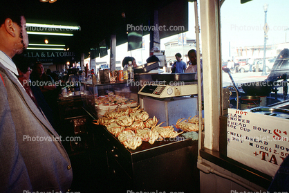Cooked Dungeness Crabs, steamed, seafood, shellfish, Fishermans Wharf, shops, tourism