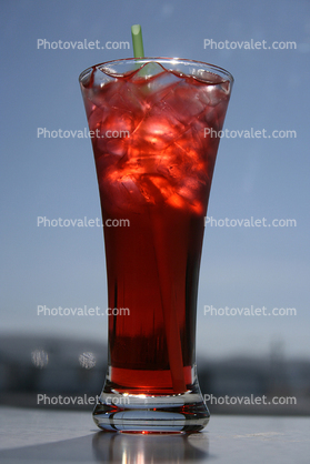 Full Glass, hard liquor, cup, ice, straw