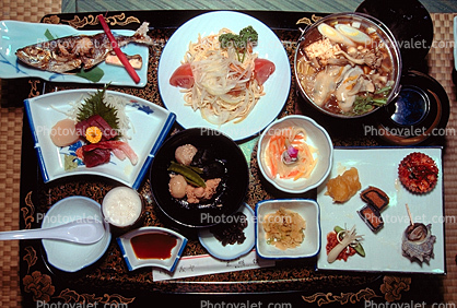 Japanese Table Setting, Sushi