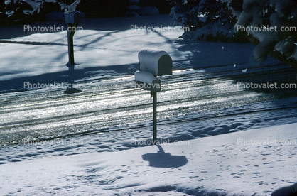 Mailbox, mail box, Snow, Cold, Ice, Frosty, Frozen, Icy, Snowy, Winter, Wintry
