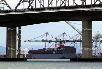 Construction of the new Bay Bridge, Port of Oakland