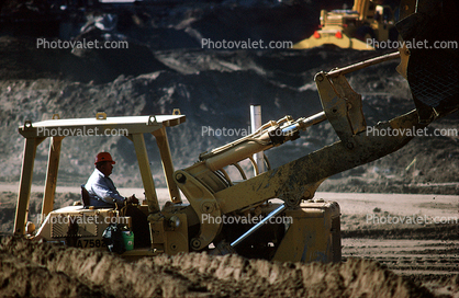 Front Loader, Construction of the George Moscone Center, Earthmoving, Earthmover