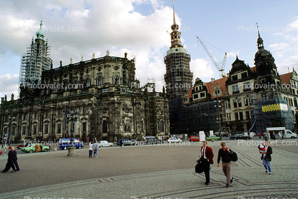 buildings, Reconstruction, cranes, The Hofkirche, Dresden Cathedral, or the Cathedral of the Holy Trinity, Tower, landmark, Roman Catholic Cathedral, Dresden