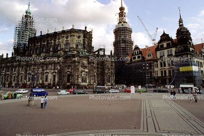 buildings, Reconstruction, cranes, The Hofkirche, Dresden Cathedral, or the Cathedral of the Holy Trinity, Tower, landmark, Roman Catholic Cathedral, Dresden