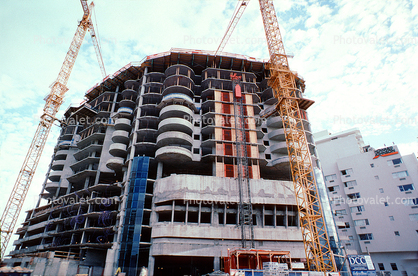 Tower Crane in Miami, apartment Highrise Building