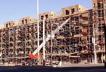 scaffolding, telescopic crane, telehandler
