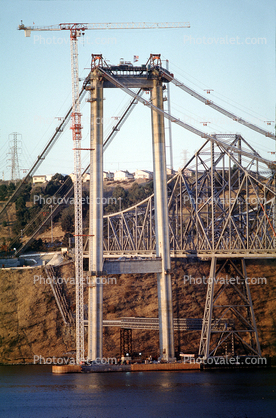 Alfred Zampa Memorial Bridge, suspension bridge, Zampa Bridge, Vallejo Bridge, Crockett, Carquinez Strait, Tower Crane