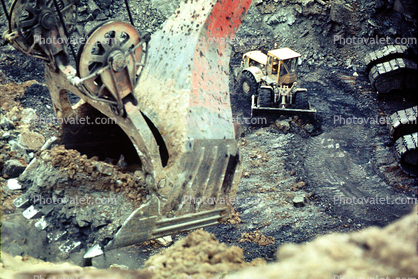 Big Dipper, Excavating Shovel Crane, Excavator, Truax Coal Company, Crane, Drag Bucket, Huge, Big, Mining Shovel, Digger