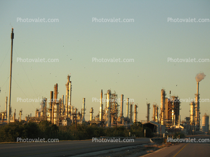 Refinery, south of San Antonio
