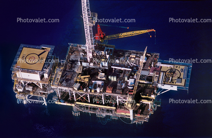 Shell Oil Drilling Rig, Huntington Beach, Oil Drilling Platform, Offshore Rig