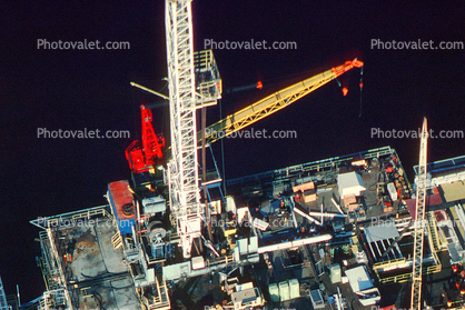 Crane, Offshore Drilling Platform, Huntington Beach, California, Pacific Ocean