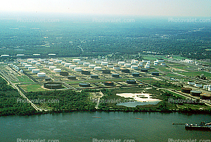 New Jersey, Oil Storage Holding Tanks, Delaware River