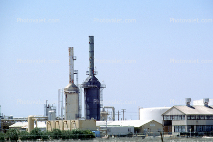 Refinery, south of Wasco, California