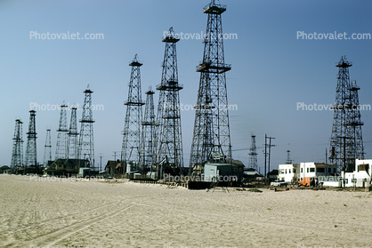 Oil Fields, Derrick, Extraction, Rig, Sand, Beach