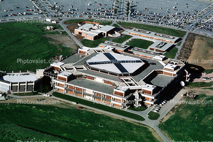 Mission College, Public Community College, Santa Clara, 30 January 1985
