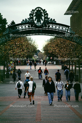 Sather Gate, Sproul Plaza, Landmark, students, walking, arch, UC Berkeley, UCB