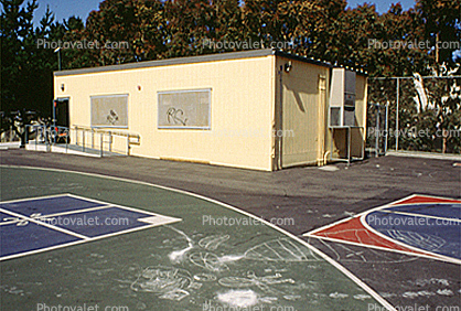 Play Yard, Schoolyard