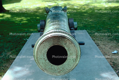 Cannon head-on, Artillery, gun