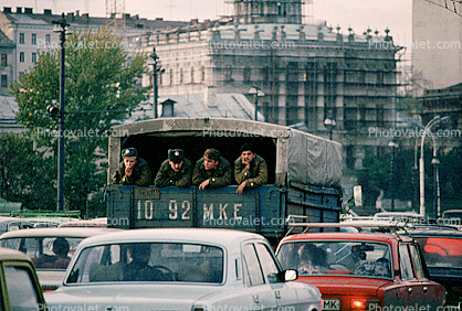 Russian Soldiers, Truck, 1092 MKE