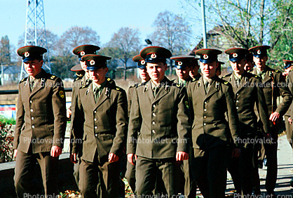 some of the last remaining soldiers 1990, Berlin