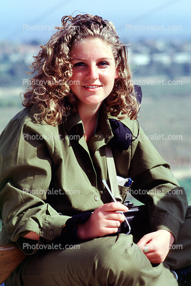 IDF, Israeli Defense Force, Women, smiles, soldiers, Rosh Ha'Nikra