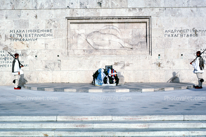 Athens, Evzon, Presidential Guard, Tomb of the Unknown Soldier