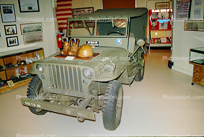 Jeep, Boots, Helmet, Museum