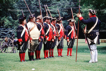 Revolutionary War, combat, battlefield, troops, uniforms, americana, soldiers, colonial, rifles, American Revolution, History, Historical, British Army, War of Independence, infantry, soldiers, rifle, gun