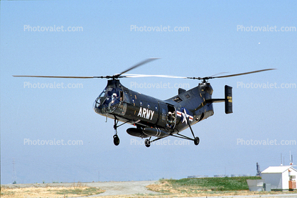 Piaseki H-21 Shawnee, Flying Banana, Helicopter