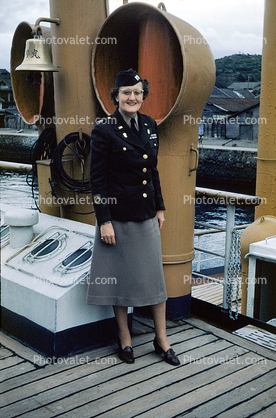 Woman, Dress, bell, ship, Beppu, 1950s