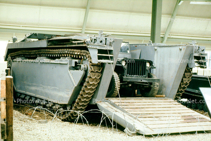 Tracked Vehicle, Tank