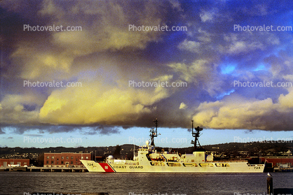 USCGC Munro, WHEC-724, High Endurance Cutter, USCG