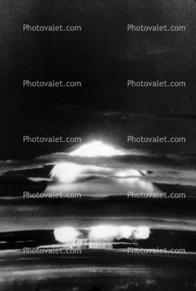 Mushroom Cloud, Thermonuclear Explosion, Hydrogen Bomb, Bikini Atoll, Marshall Islands, March 1, 1954