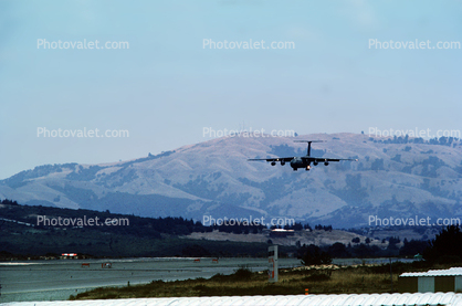 Lockheed C-141A StarLifter, Monterey Airport, California