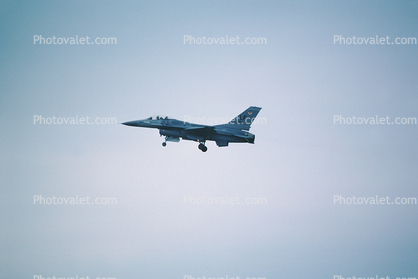 Lockheed F-16 Fighting Falcon, Abbotsford Airport