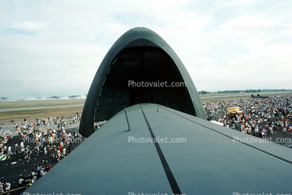 Lockheed C-5 Galaxy nose up, crowds, spectators, people, Abbotsford Airport