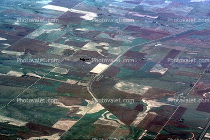 Rockwell B-1 Bomber, farm fields