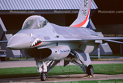 Lockheed F-16 Fighting Falcon, Wright-Patterson Air Force Base, Fairborn, Ohio