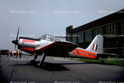 XF-693, Percival Provost T52 piston-engined basic trainer, Prop, Propeller, Piston, French Air Force, Aircraft, Airplane, Plane