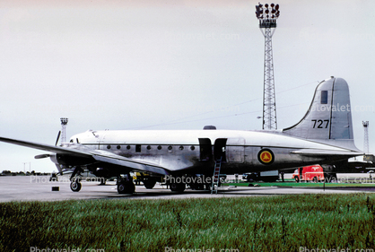 C-54 Skymaster 727, Roundel