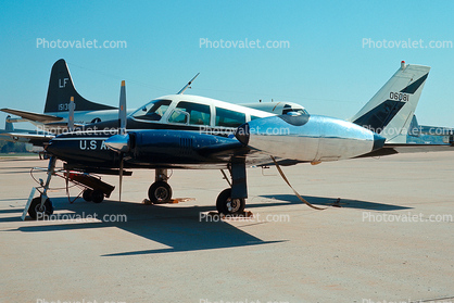 06081, U-3A, USAF, Cessna 310B, "Blue Canoe", Sky King
