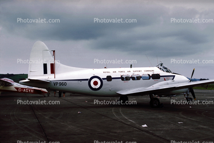 Dove, VP960, Royal Air Force Air Support Command