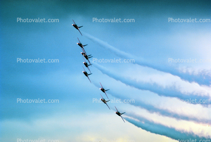 Folland FO-141 Gnat, Folland FO-141 Gnat Formation Flying, flight, airborne, smoke, RAF