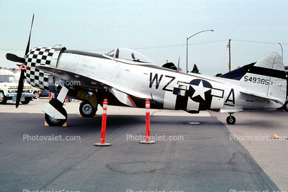 549385, Republic P-47 Thunderbolt, D-Day Stripes, Invasion Markings