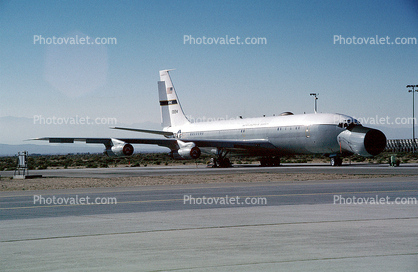 87-0894, big nose, Boeing EC-135E, droop nose radome